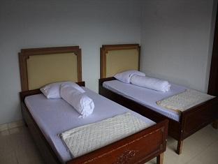 Hotel Sentral Pabean Buleleng Eksteriør bilde
