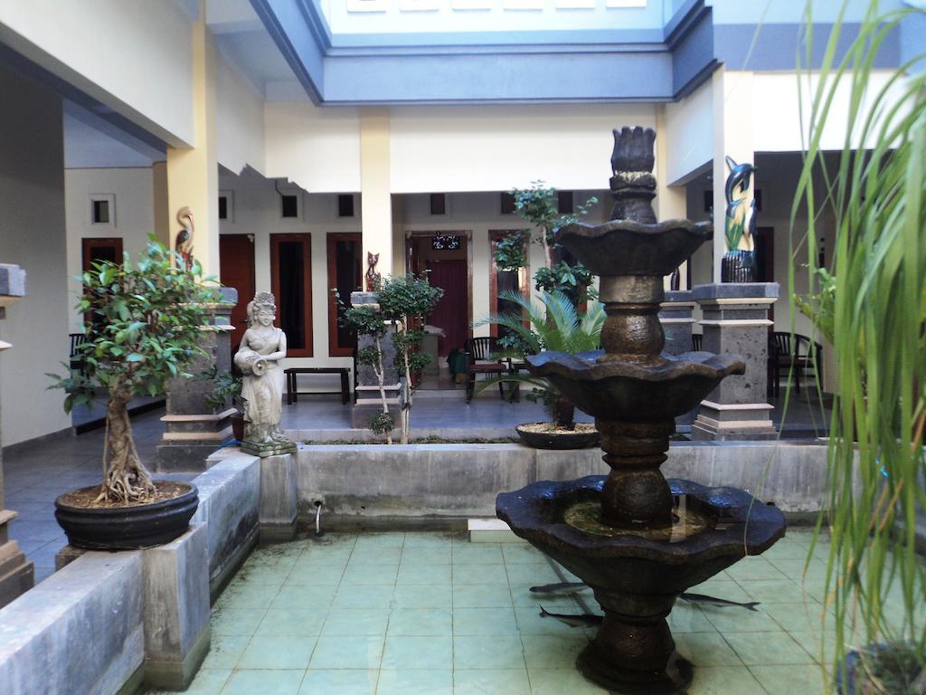 Hotel Sentral Pabean Buleleng Rom bilde